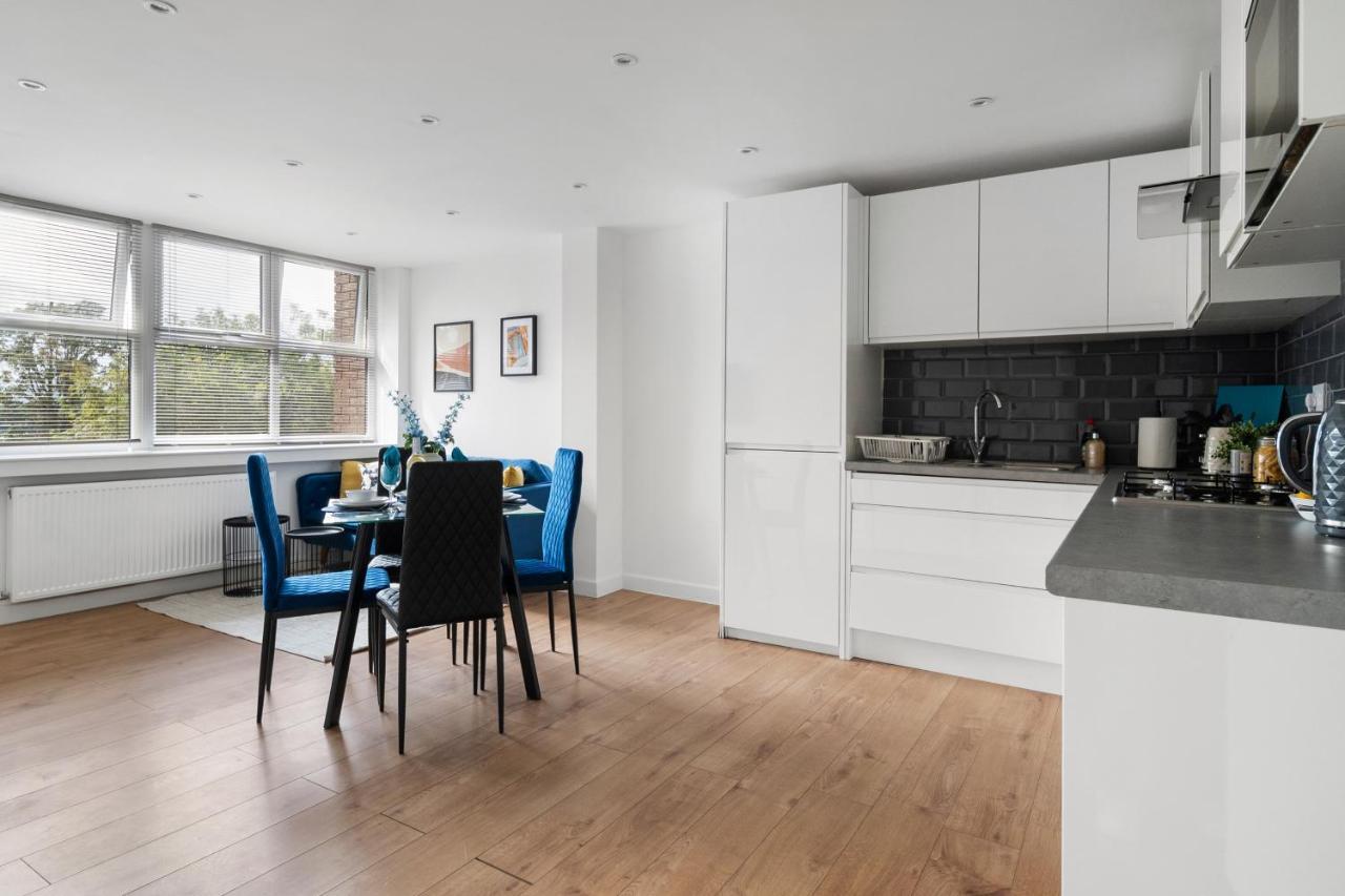 Livestay-Modern Apartments Building In Aylesbury 艾尔斯伯里 外观 照片