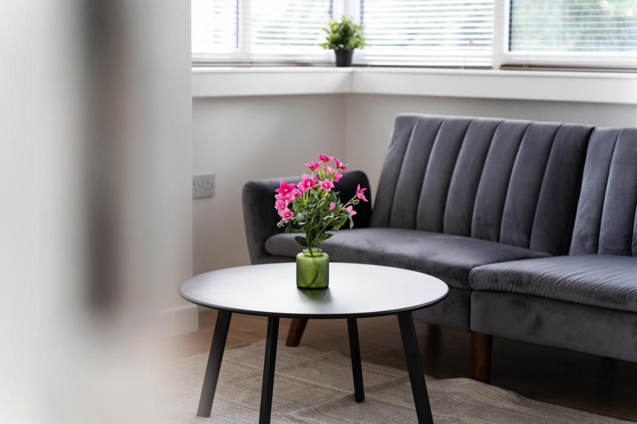 Livestay-Modern Apartments Building In Aylesbury 艾尔斯伯里 外观 照片
