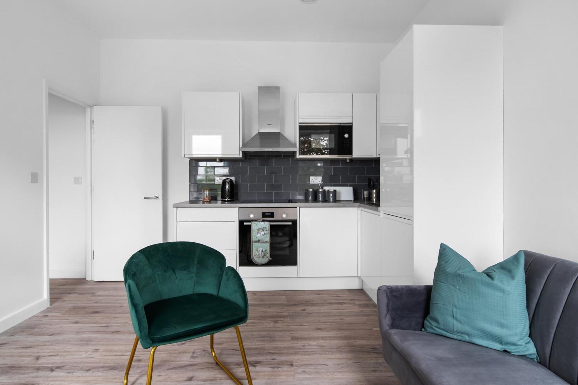 Livestay-Modern Apartments Building In Aylesbury 艾尔斯伯里 外观 照片