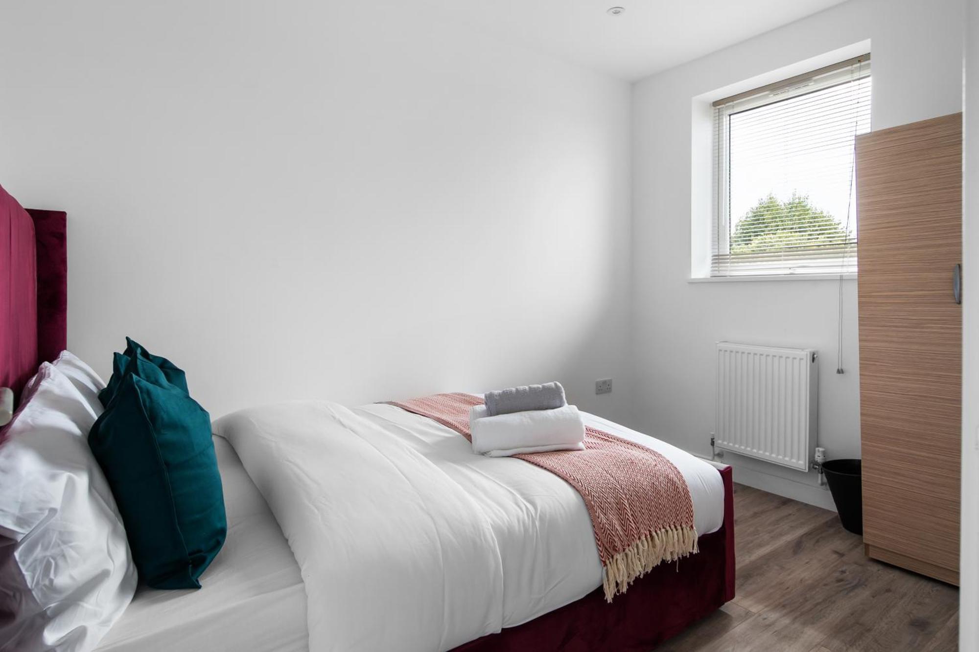 Livestay-Modern Apartments Building In Aylesbury 艾尔斯伯里 外观 照片