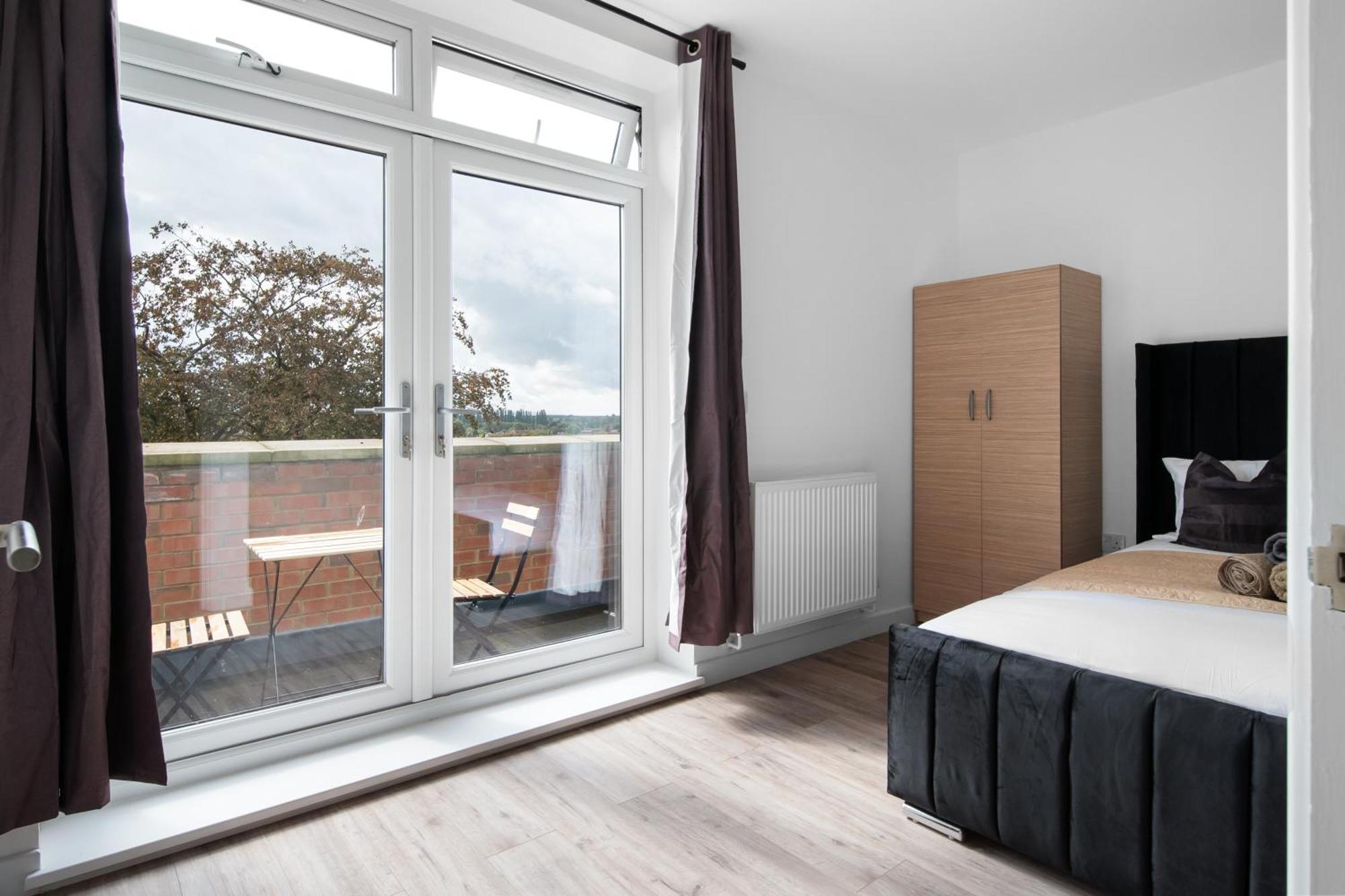 Livestay-Modern Apartments Building In Aylesbury 艾尔斯伯里 外观 照片