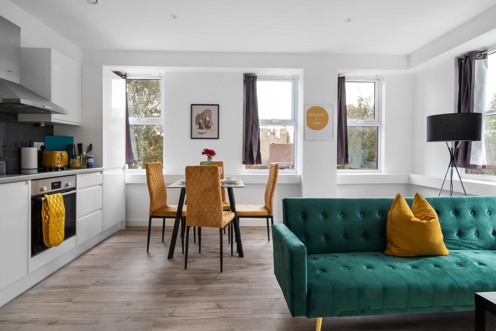 Livestay-Modern Apartments Building In Aylesbury 艾尔斯伯里 外观 照片